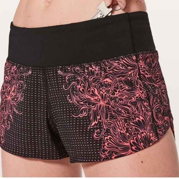 Lululemon Speed Up Short *2.5" Infinity Speed Up Short Glossy Black / Coral sz 6 - Picture 6 of 11